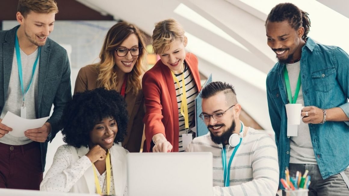 The Good Side And The Bad Side Of Working In a Startups