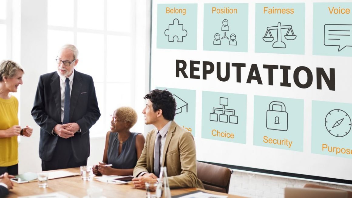 5 Reasons Why Professionals Should Manage Their Online Reputation