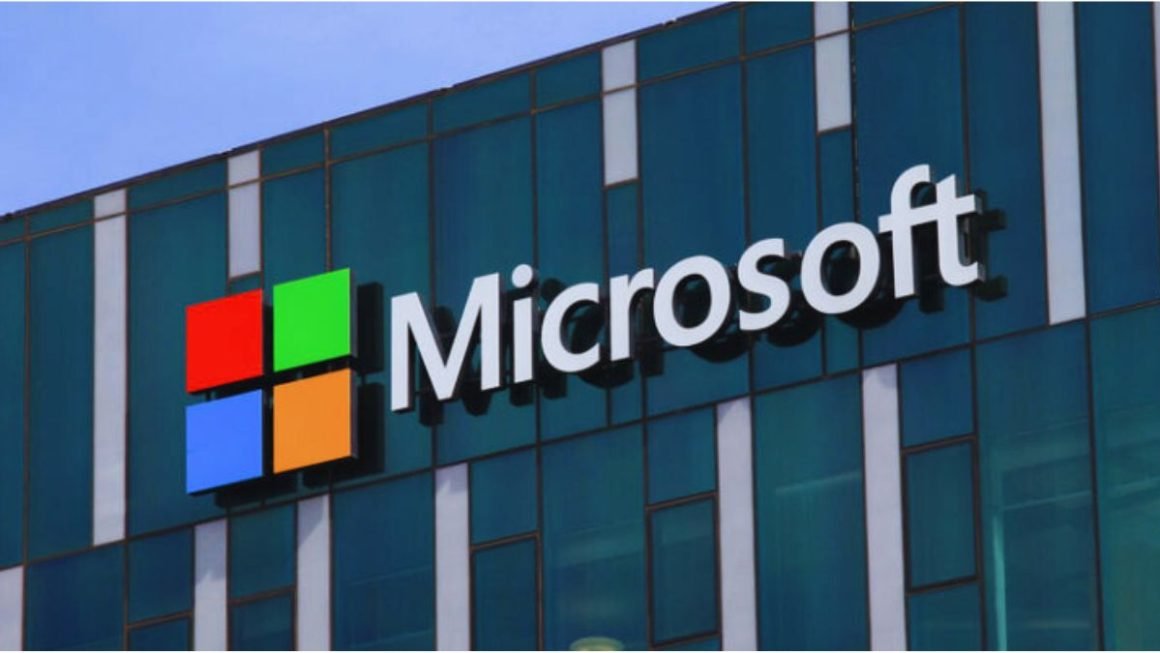 Microsoft Denies Data Theft Of 30 Million Customer Accounts.