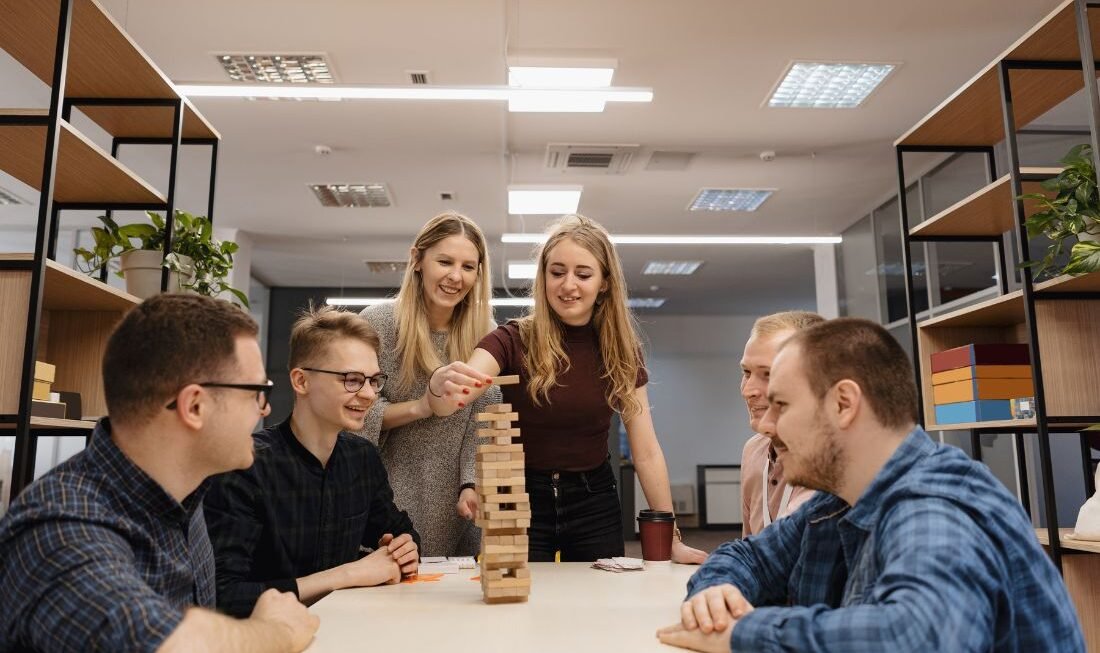 Can An Office Fitout Encourage Team Bonding?