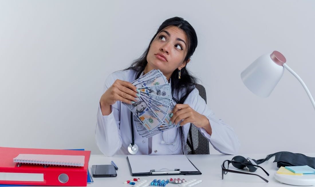 Best Instant Cash Lenders for Emergency Money Needs